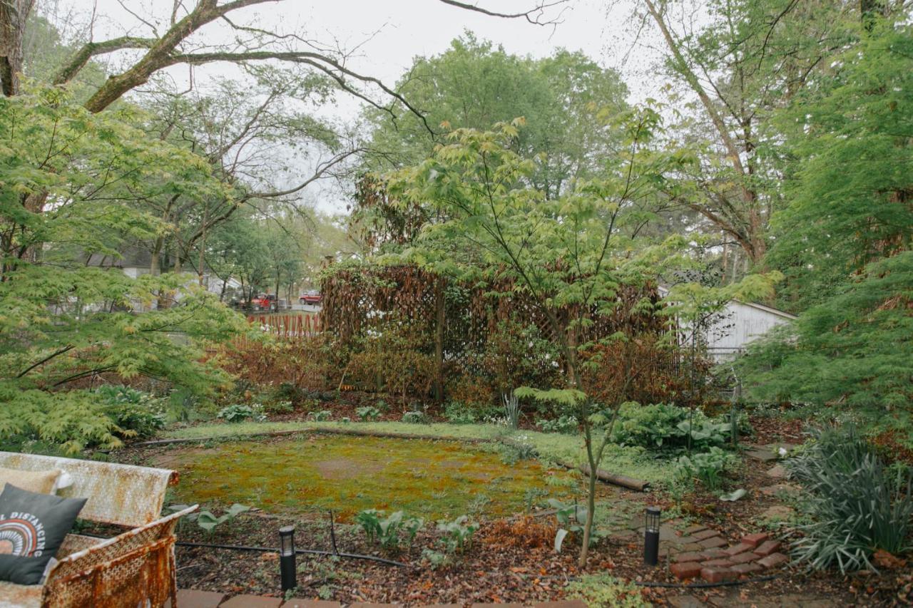 The Woodlawn Tudor Hot Springs Luaran gambar